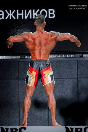 MEN'S PHYSIQUE
